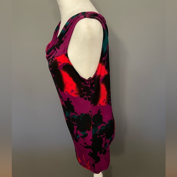 The LIMITED cowl neck floral sleeveless top - Size S - Picture 8 of 12